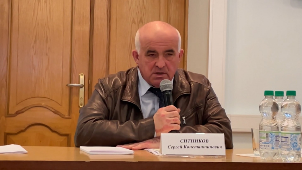Костромской губернатор поручил направить все силы на тушение пожаров вблизи сел и деревень