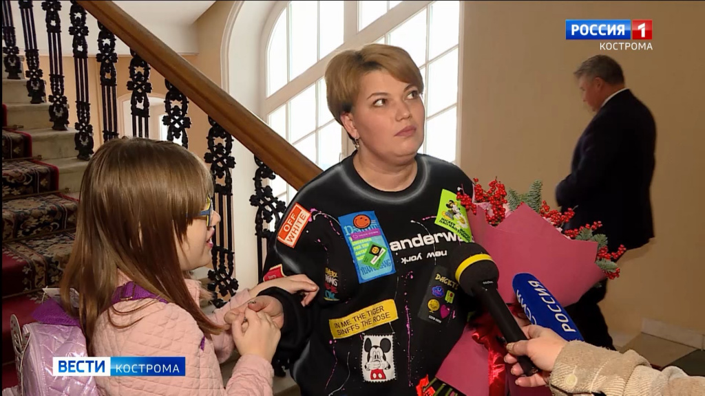 Министр энергетики исполнил новогоднее желание костромской семьи