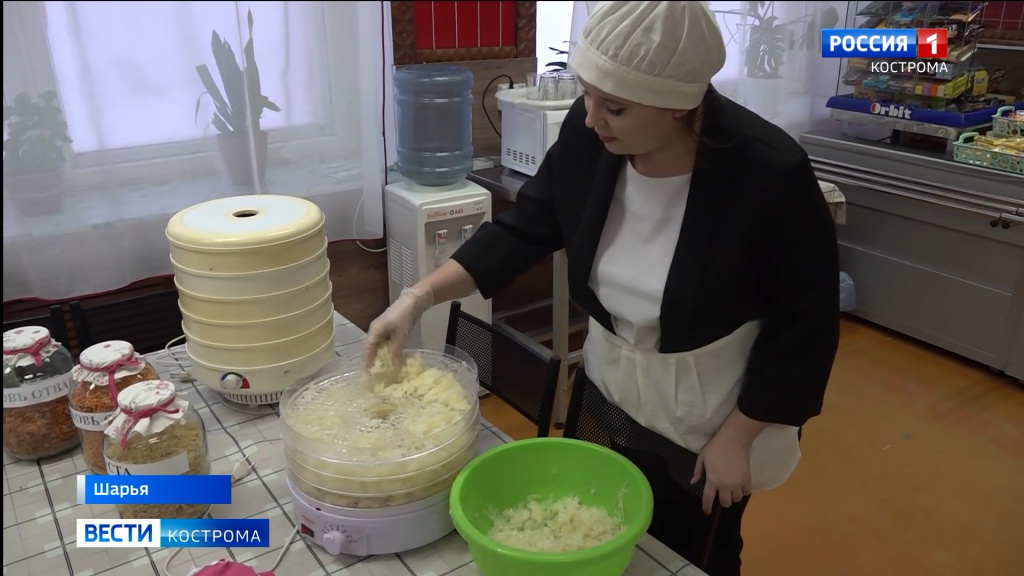 Студенты в костромском райцентре наладили изготовление сухих супов для бойцов СВО