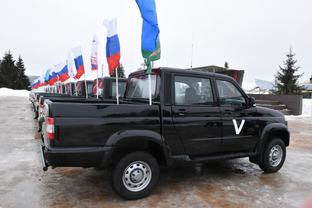 Регион поставит костромским десантникам в зону СВО десять автомобилей УАЗ