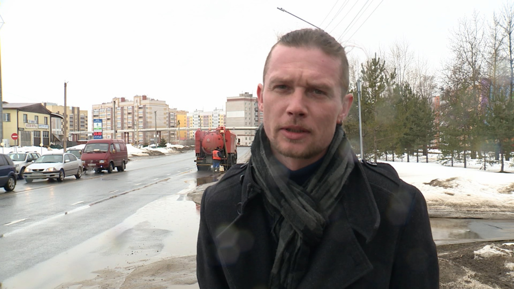 В Костроме усиленно ведутся работы по весенней очистке дорог