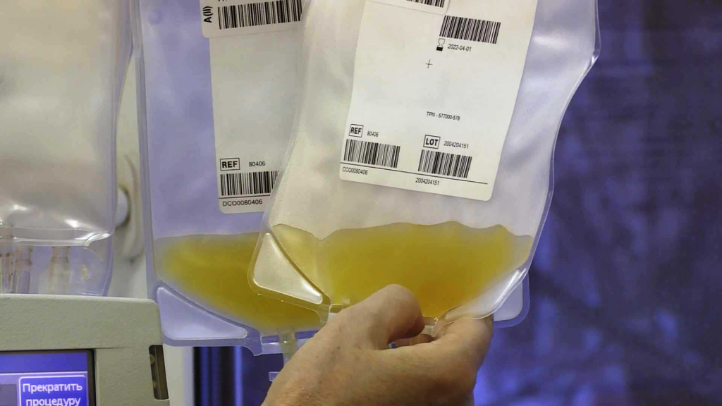 Заготовка крови на станции переливания.mxf_snapshot_00.53.077.jpg