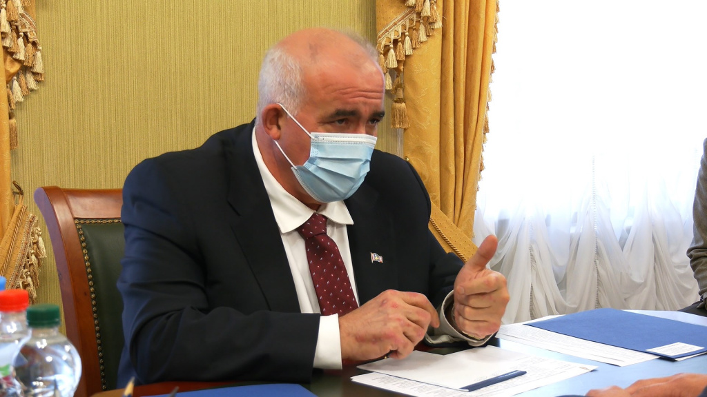 Сергей Ситников поддержал инициативу красносёлов участвовать в госпрограмме