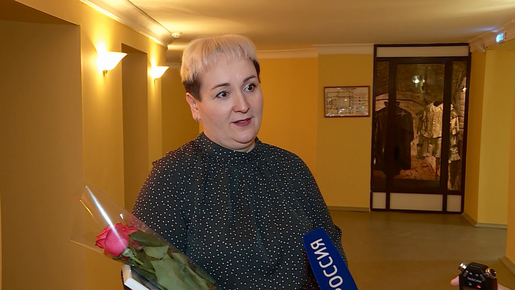 Губернатор вручил награды лучшим костромским педагогам