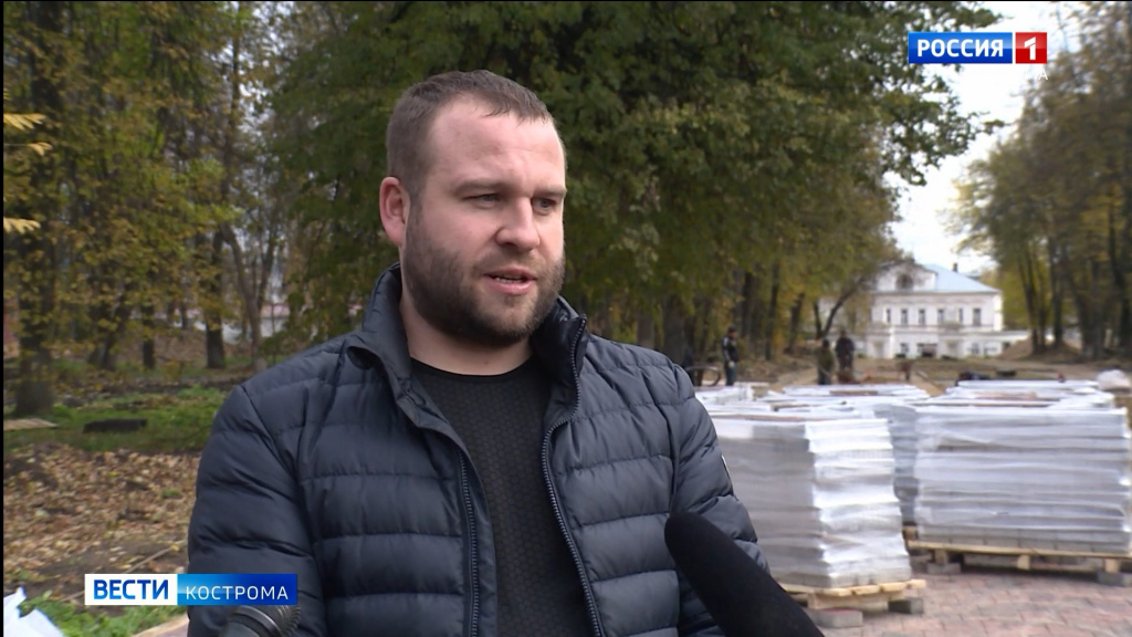 За забором парка «Центральный» в Костроме вновь закипела работа