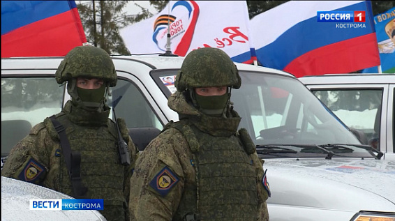 Костромским десантникам отправили в зону СВО 10 новых пикапов-внедорожников