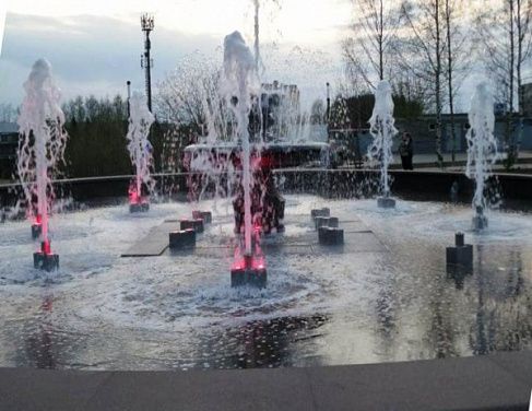 В Костроме заработал самый большой в городе фонтан