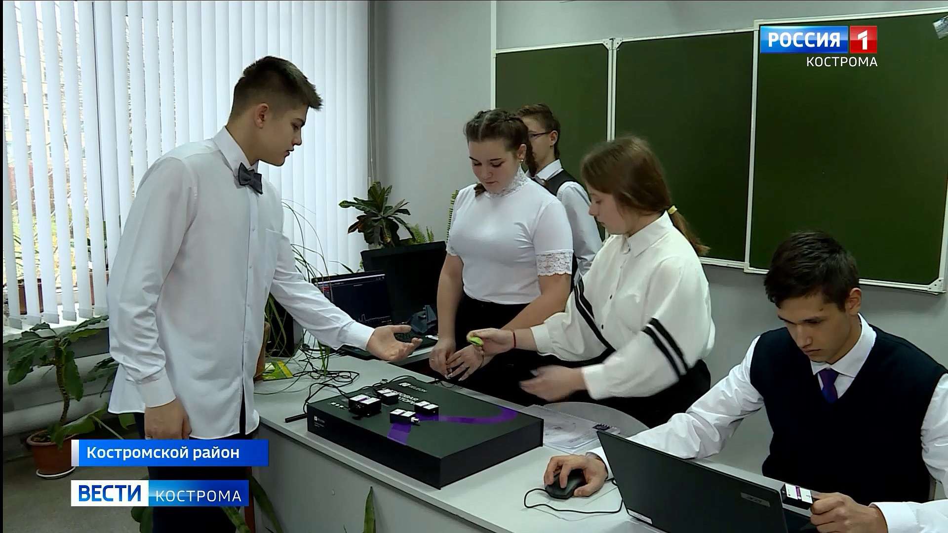 Роботы старшеклассников преобразили учёбу в школе под Костромой