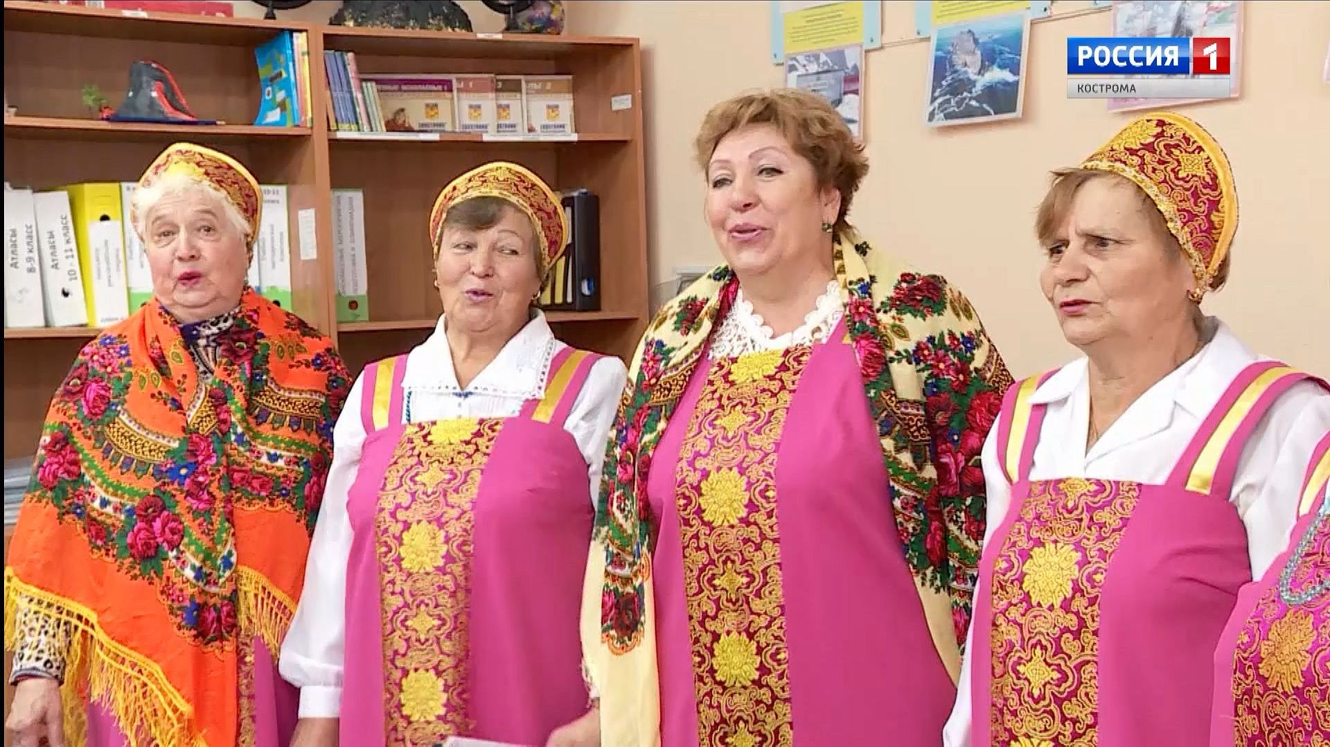 В Костроме наградили волонтеров «серебряного возраста»