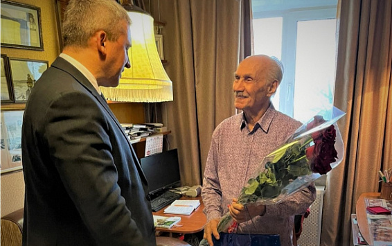 Ветеран Великой Отечественной войны в Костроме отмечает 95-летний юбилей