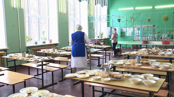 Дети участников СВО получают в Костроме льготное питание и дополнительную подготовку к экзаменам