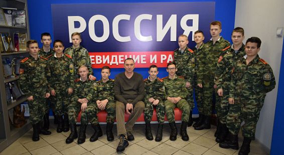 Росгвардейцы совместно с ГТРК «Кострома» организовали экскурсию для кадетов