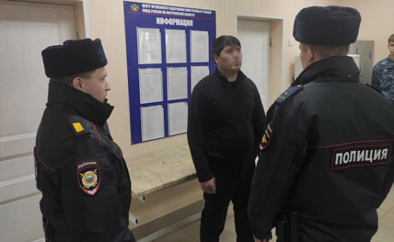 Костромские полицейские принудительно выслали трех иностранцев