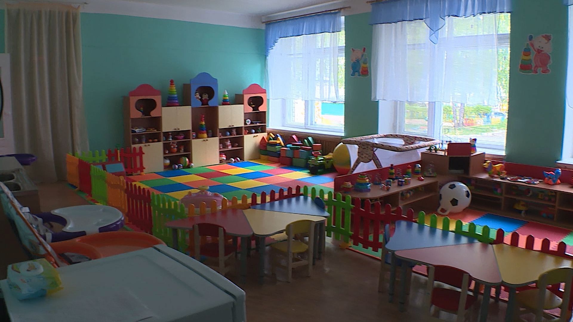 С двух месяцев в ясли, с двух лет – за руль: дошкольное образование в Костромской области помолодело