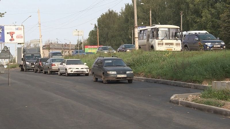 Дублер не хуже оригинала: в Костроме завершается ремонт дороги вдоль Кинешемского шоссе