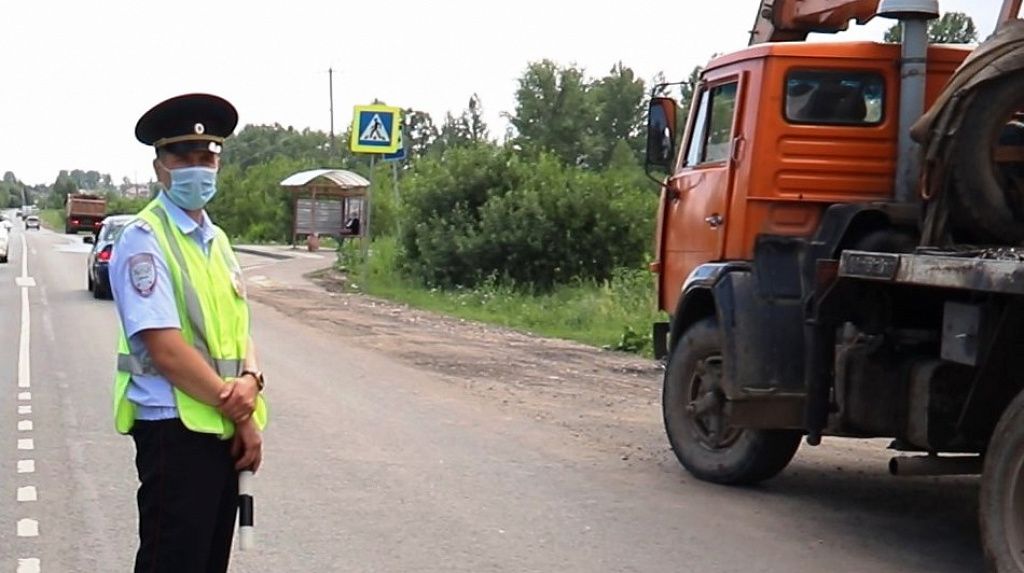 Водитель кострома костроме. Пьяный водитель.