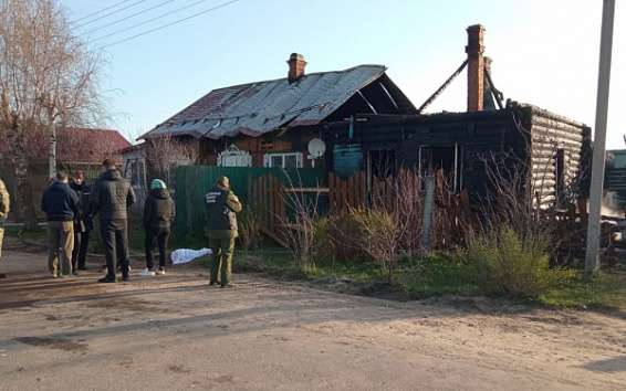 Костромские следователи выясняют причины пожара и гибели двоих взрослых и 2-летнего ребенка