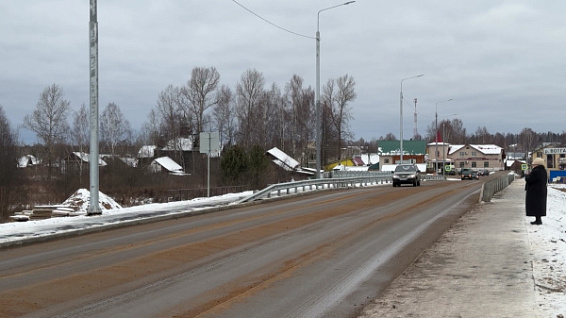 В отдаленном костромском райцентре завершили ремонт моста через реку Вотгать