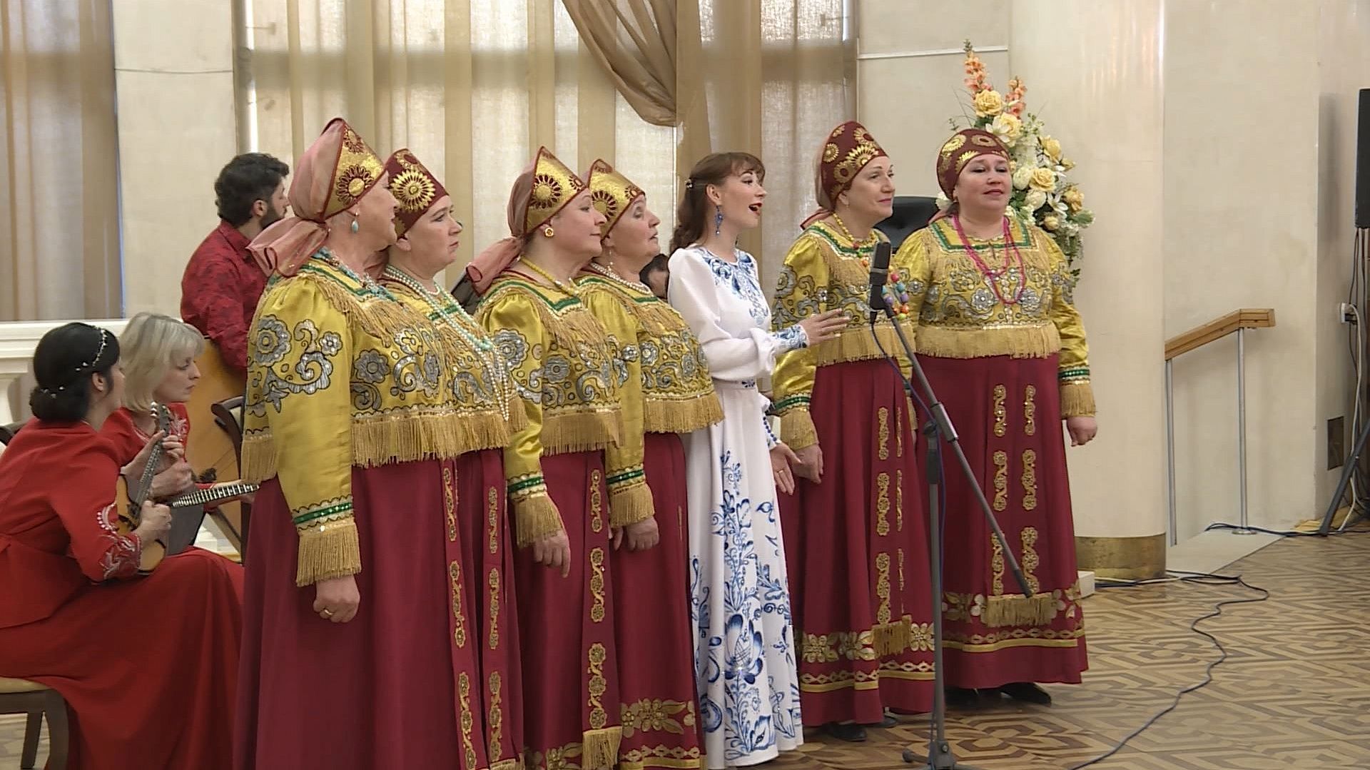 В Костромской филармонии прошёл концерт, посвящённый 90-летию Людмилы Зыкиной