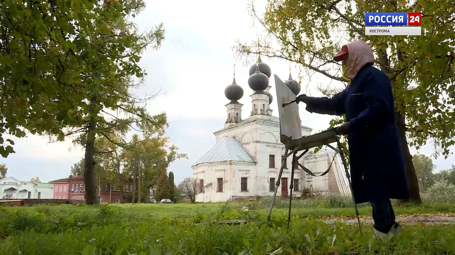 Ухватить осенние краски: костромская природа вновь привлекла живописцев со всей России