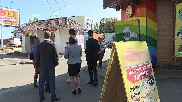 «Наружка» нарушает: на улицах Костромы выявили почти 100 незаконных вывесок