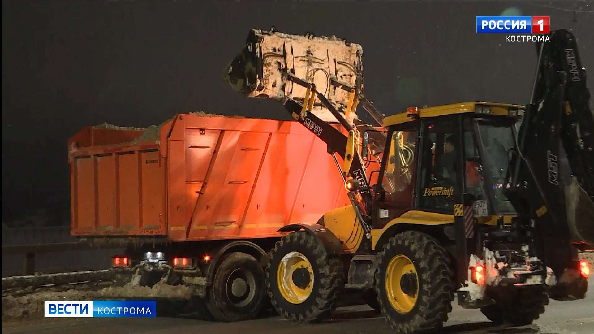 Дорожники начали усиленную расчистку объездного пути для фур в Костроме