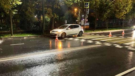 В Костроме пожилой водитель сбил трёх пенсионеров на «зебре»