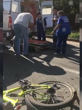 В Костроме велосипедистка попала под колеса внедорожника